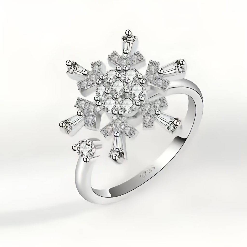 Silver ring, snowflake-shaped jewelry, a perfect Christmas present with detailed and beautiful design.