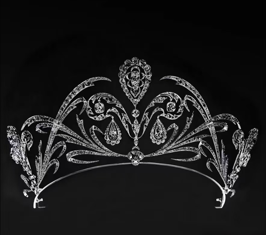 Fleur-de-Lis Tiara, platinum and diamonds