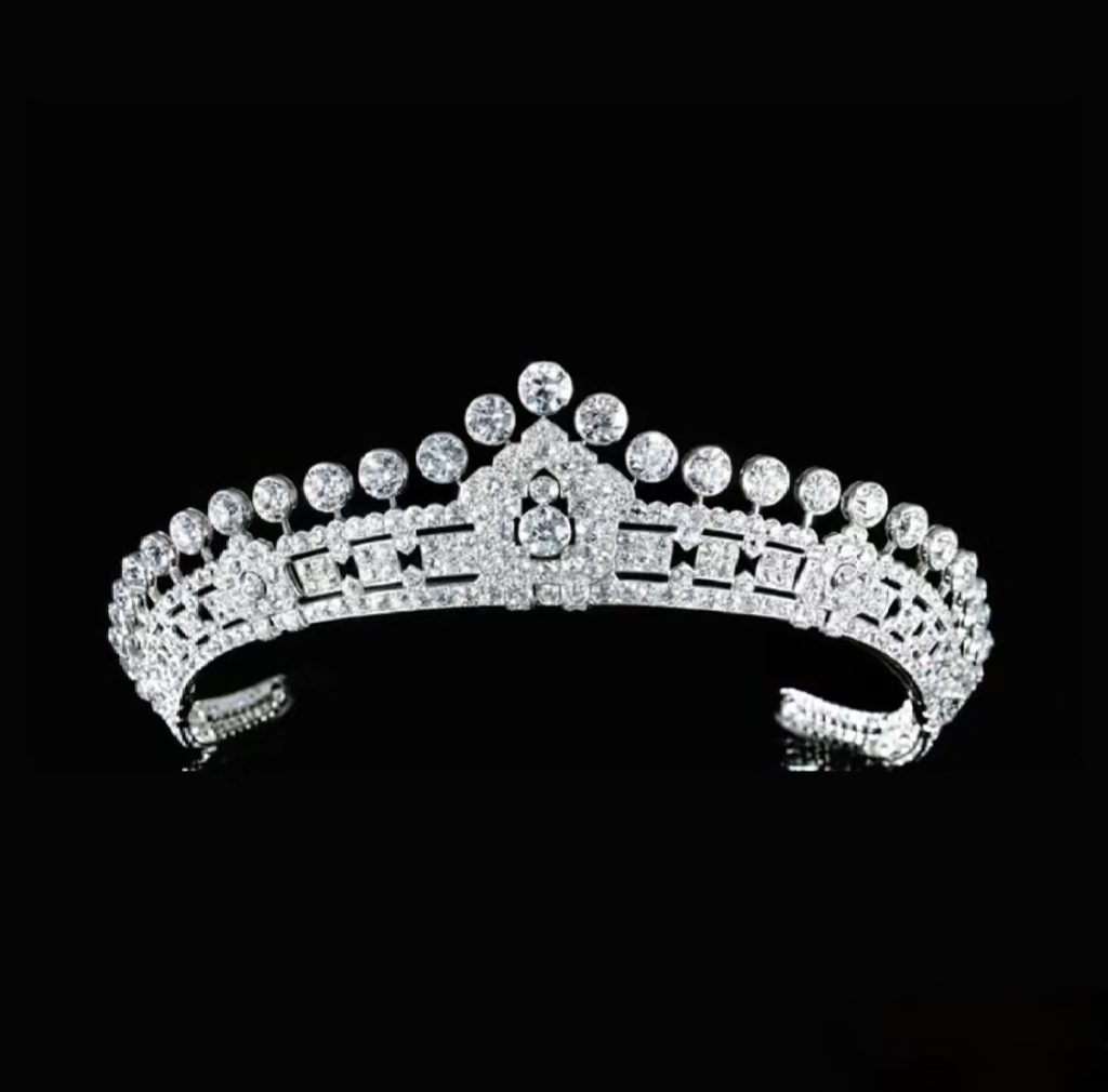 1930s Cartier Diamond Tiara In Platinum